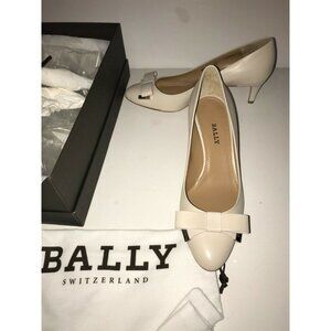 NWB BALLY Classic Beige Nude Leather Heels Pumps Shoes size5.5 36 Bow Italy made